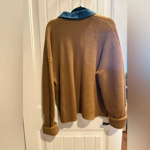 French Mauve Chunky Knit Cardigan with Contrasting Pocket - Picture 4 of 4